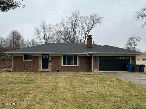 Photo of 2363 Havenwood Drive, Toledo, OH 43614 (MLS # 10005122)