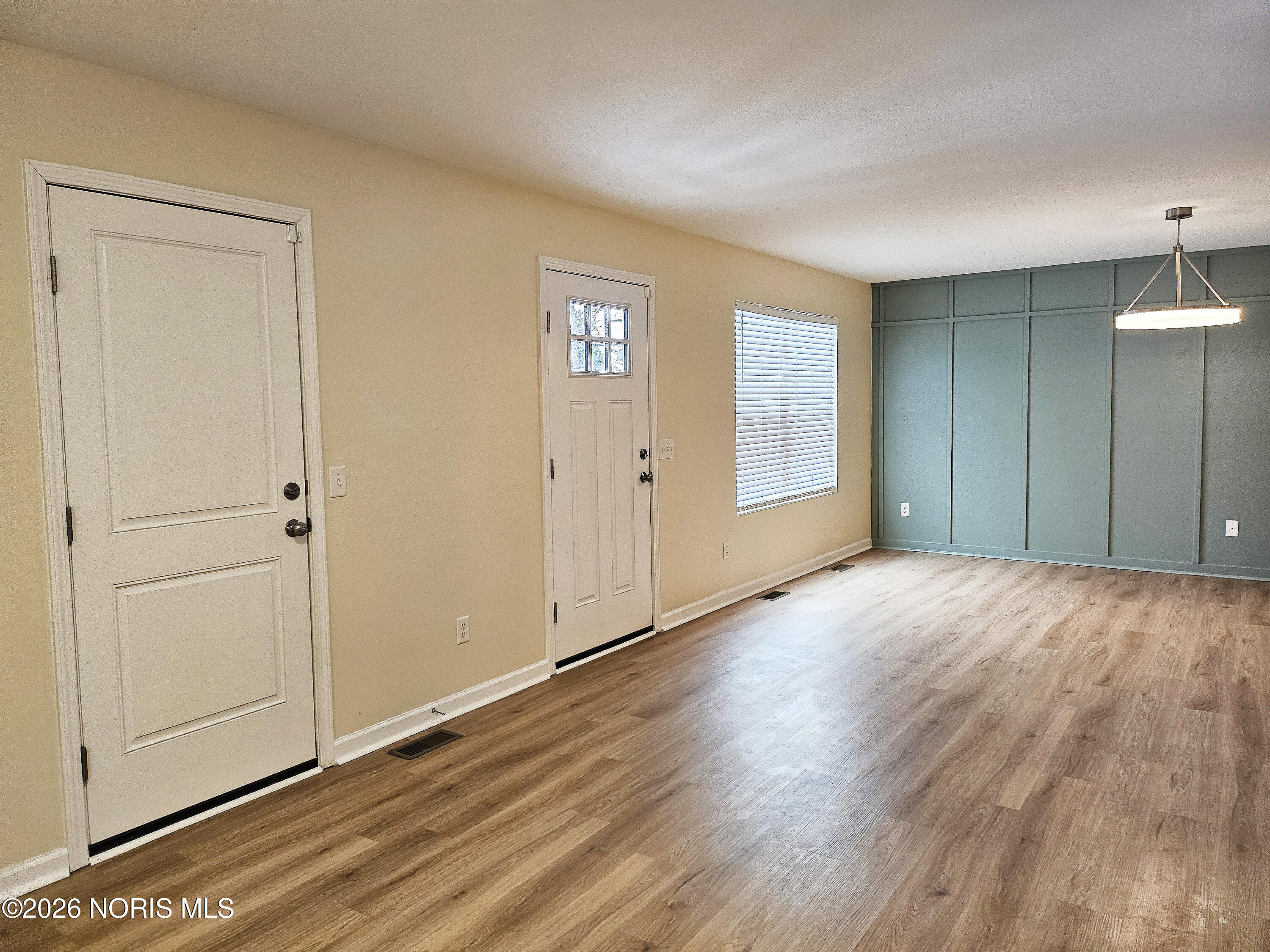 6944 Springfield Drive