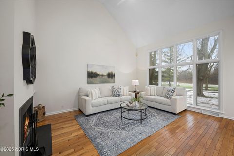 Tiny photo for 29249 Bates Road, Perrysburg, OH 43551 (MLS # 10001723)