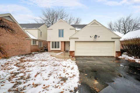 Tiny photo for 29249 Bates Road, Perrysburg, OH 43551 (MLS # 10001723)