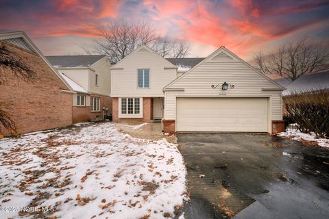 Photo of 29249 Bates Road, Perrysburg, OH 43551 (MLS # 10001723)