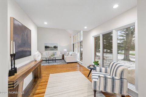 Tiny photo for 29249 Bates Road, Perrysburg, OH 43551 (MLS # 10001723)