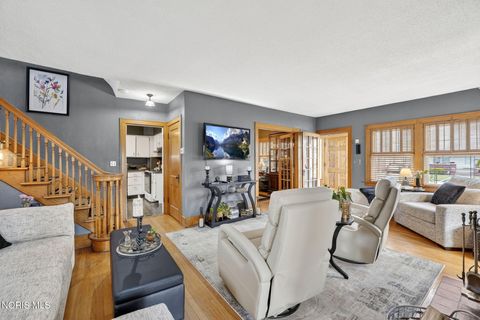 Tiny photo for 4303 Overland Parkway, Toledo, OH 43612 (MLS # 10005825)