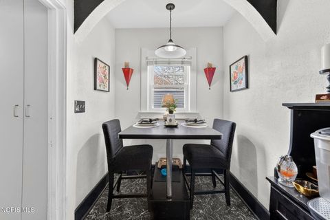 Tiny photo for 4303 Overland Parkway, Toledo, OH 43612 (MLS # 10005825)