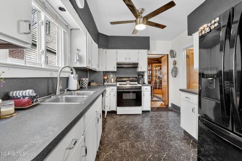 Tiny photo for 4303 Overland Parkway, Toledo, OH 43612 (MLS # 10005825)