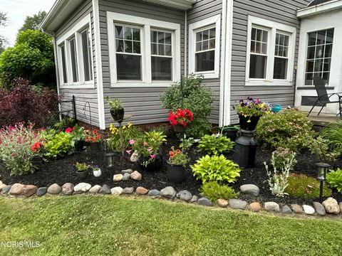 Tiny photo for 4303 Overland Parkway, Toledo, OH 43612 (MLS # 10005825)