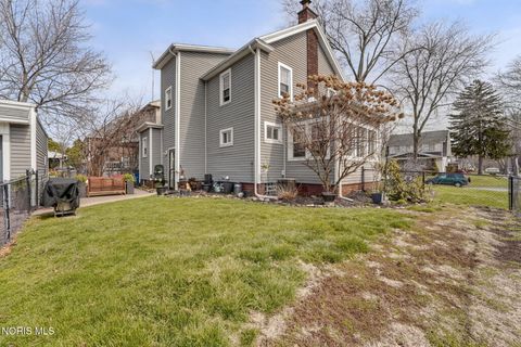 Tiny photo for 4303 Overland Parkway, Toledo, OH 43612 (MLS # 10005825)