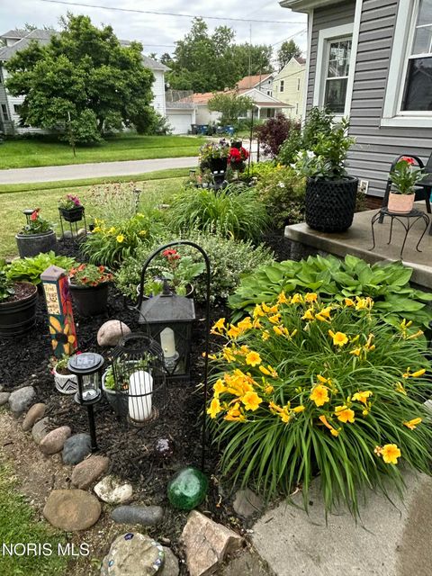 Tiny photo for 4303 Overland Parkway, Toledo, OH 43612 (MLS # 10005825)