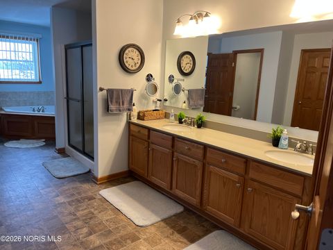 Tiny photo for 2828 Road Q, Pandora, OH 45877 (MLS # 10004059)