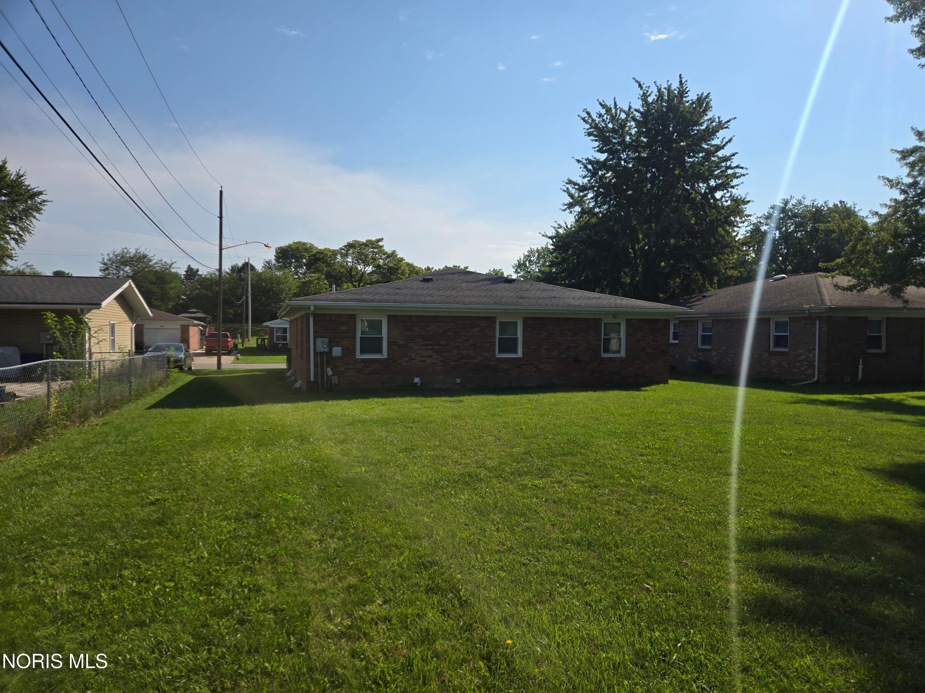 422 Indian Road
