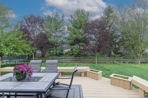 Tiny photo for 5665 Fox Hollow Court, Sylvania, OH 43560 (MLS # 10006877)