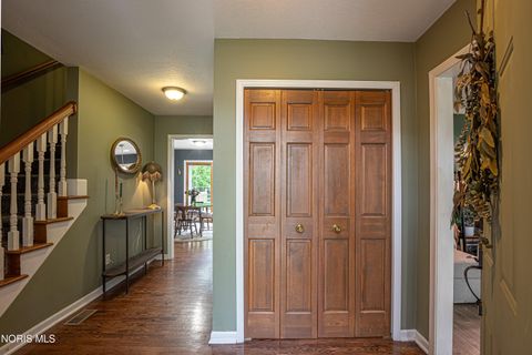 Tiny photo for 5665 Fox Hollow Court, Sylvania, OH 43560 (MLS # 10006877)