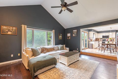 Tiny photo for 5665 Fox Hollow Court, Sylvania, OH 43560 (MLS # 10006877)