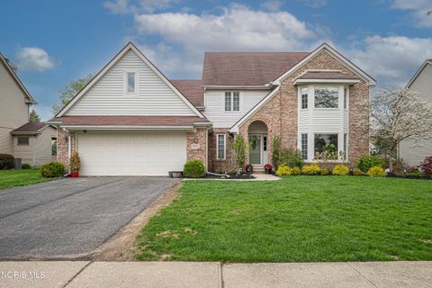 Photo of 5665 Fox Hollow Court, Sylvania, OH 43560 (MLS # 10006877)