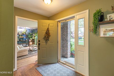 Tiny photo for 5665 Fox Hollow Court, Sylvania, OH 43560 (MLS # 10006877)