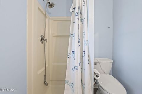 Tiny photo for 586 Garfield Drive, Perrysburg, OH 43551 (MLS # 10008514)