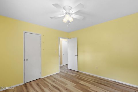 Tiny photo for 586 Garfield Drive, Perrysburg, OH 43551 (MLS # 10008514)