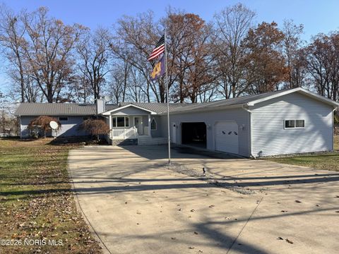 Photo of 460 Seneca Drive, Montpelier, OH 43543 (MLS # 10002842)