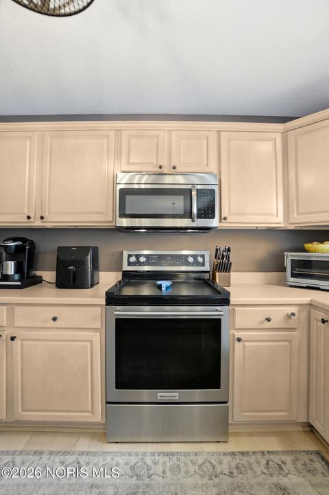 Tiny photo for 1480 Timberwood Drive, Findlay, OH 45840 (MLS # 10002796)