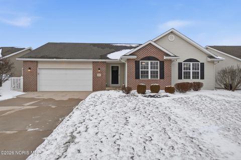Photo of 1480 Timberwood Drive, Findlay, OH 45840 (MLS # 10002796)
