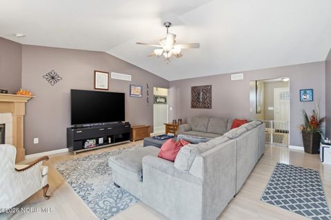 Tiny photo for 1480 Timberwood Drive, Findlay, OH 45840 (MLS # 10002796)