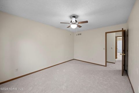 Tiny photo for 2714 Sweetbriar Court, Toledo, OH 43615 (MLS # 10002640)