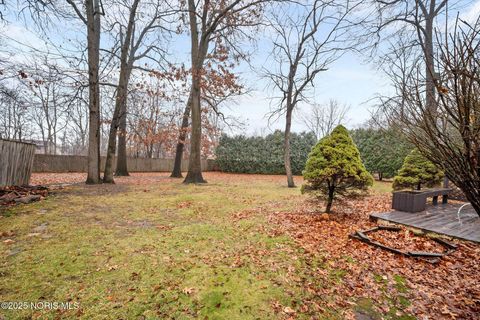 Tiny photo for 2714 Sweetbriar Court, Toledo, OH 43615 (MLS # 10002640)