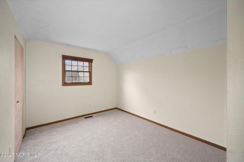 Tiny photo for 2714 Sweetbriar Court, Toledo, OH 43615 (MLS # 10002640)