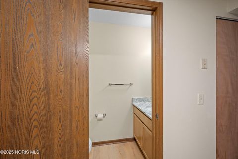 Tiny photo for 2714 Sweetbriar Court, Toledo, OH 43615 (MLS # 10002640)