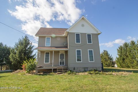 Tiny photo for 19673 Hull Prairie Road, Bowling Green, OH 43402 (MLS # 10001058)