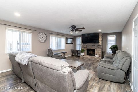 Tiny photo for 3359 Bordeaux Rue, Northwood, OH 43619 (MLS # 10003282)