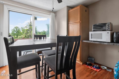 Tiny photo for 1919 Windbrook Court, Toledo, OH 43611 (MLS # 10009578)
