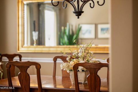 Tiny photo for 7906 Clover Creek Road, Maumee, OH 43537 (MLS # 10005266)