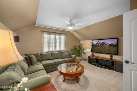 Tiny photo for 7906 Clover Creek Road, Maumee, OH 43537 (MLS # 10005266)