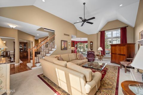 Tiny photo for 7906 Clover Creek Road, Maumee, OH 43537 (MLS # 10005266)