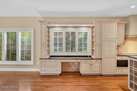 Tiny photo for 15 Stableside Road, Ottawa Hills, OH 43615 (MLS # 10003755)