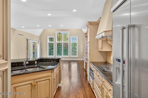 Tiny photo for 15 Stableside Road, Ottawa Hills, OH 43615 (MLS # 10003755)