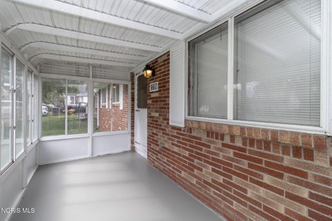 Tiny photo for 1718 Welker Avenue, Toledo, OH 43613 (MLS # 10014458)
