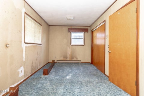 Tiny photo for 1718 Welker Avenue, Toledo, OH 43613 (MLS # 10014458)