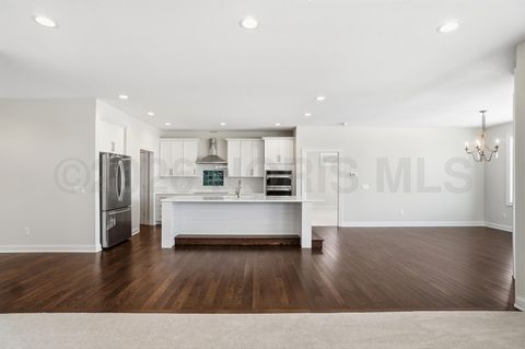 Tiny photo for 1631 Winterwood Court, Bowling Green, OH 43402 (MLS # 10003475)