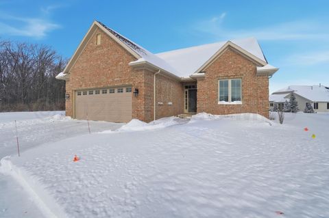 Photo of 1631 Winterwood Court, Bowling Green, OH 43402 (MLS # 10003475)
