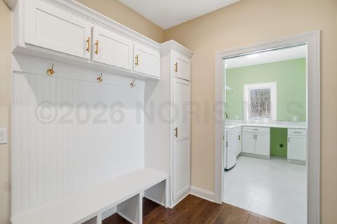 Tiny photo for 1631 Winterwood Court, Bowling Green, OH 43402 (MLS # 10003475)