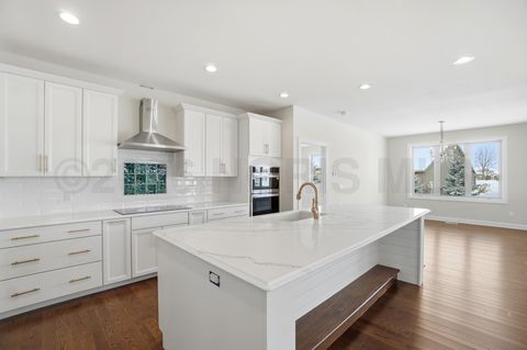 Tiny photo for 1631 Winterwood Court, Bowling Green, OH 43402 (MLS # 10003475)