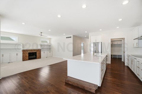 Tiny photo for 1631 Winterwood Court, Bowling Green, OH 43402 (MLS # 10003475)