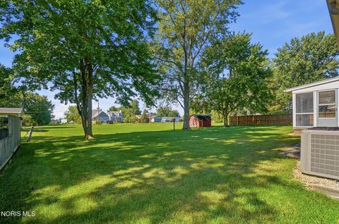 Tiny photo for 517 Kirk Drive, Findlay, OH 45840 (MLS # 10010572)