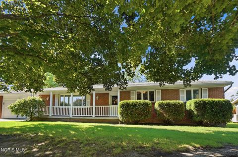 Tiny photo for 517 Kirk Drive, Findlay, OH 45840 (MLS # 10010572)