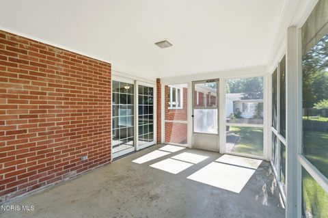 Tiny photo for 517 Kirk Drive, Findlay, OH 45840 (MLS # 10010572)