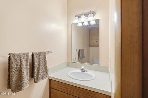Tiny photo for 517 Kirk Drive, Findlay, OH 45840 (MLS # 10010572)