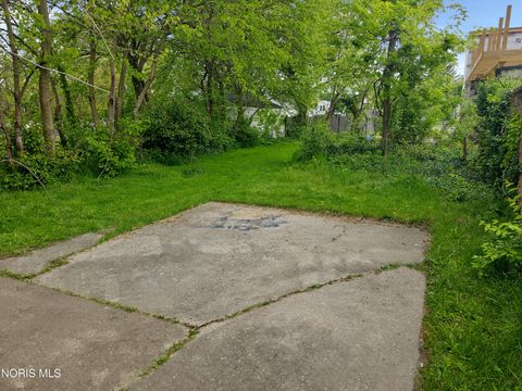 Tiny photo for 1412 Belmont Avenue, Toledo, OH 43607 (MLS # 10007901)