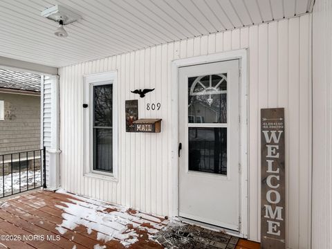 Tiny photo for 809 W North Street, Fostoria, OH 44830 (MLS # 10003247)